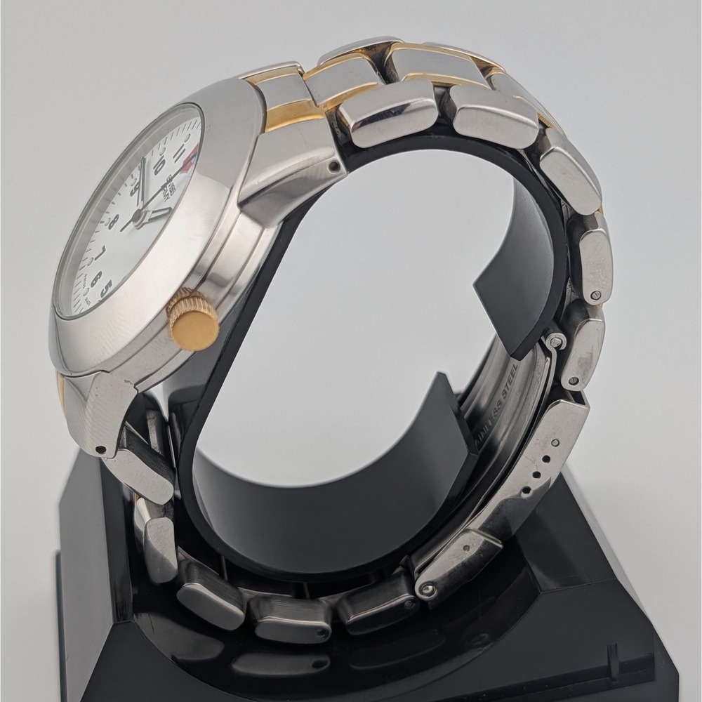 Swiss Army Peak Womens Quartz Watch 38mm White Dial Two Tone Bracelet Swiss Made - Picture 6 of 10